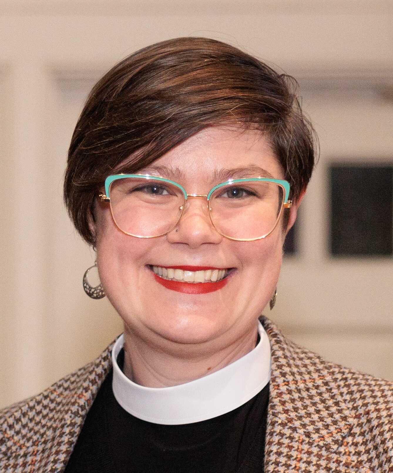 The Rev. Catherine Manhardt, Curate